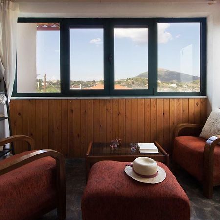 Mavilia Traditional Guesthouse Лигурион Экстерьер фото