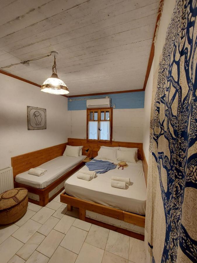 Mavilia Traditional Guesthouse Лигурион Экстерьер фото