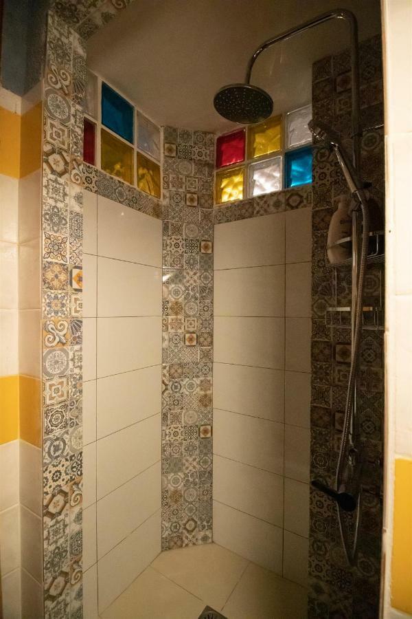 Mavilia Traditional Guesthouse Лигурион Экстерьер фото